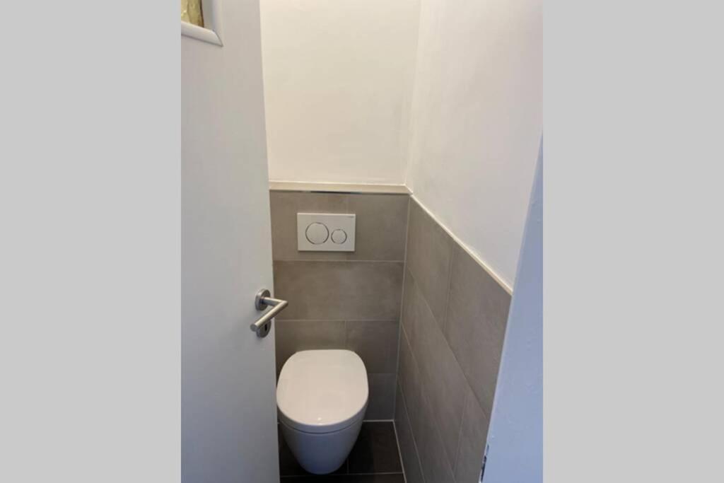 Wunderschoene Sanierte Wohnung Vor Den Toren Koelns מראה חיצוני תמונה