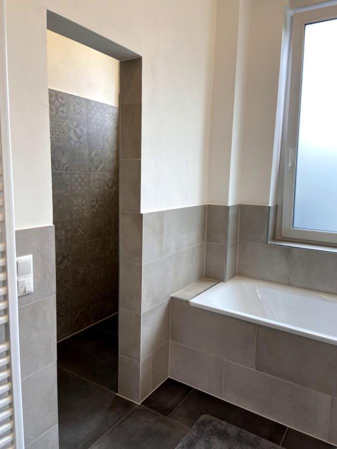 Wunderschoene Sanierte Wohnung Vor Den Toren Koelns מראה חיצוני תמונה